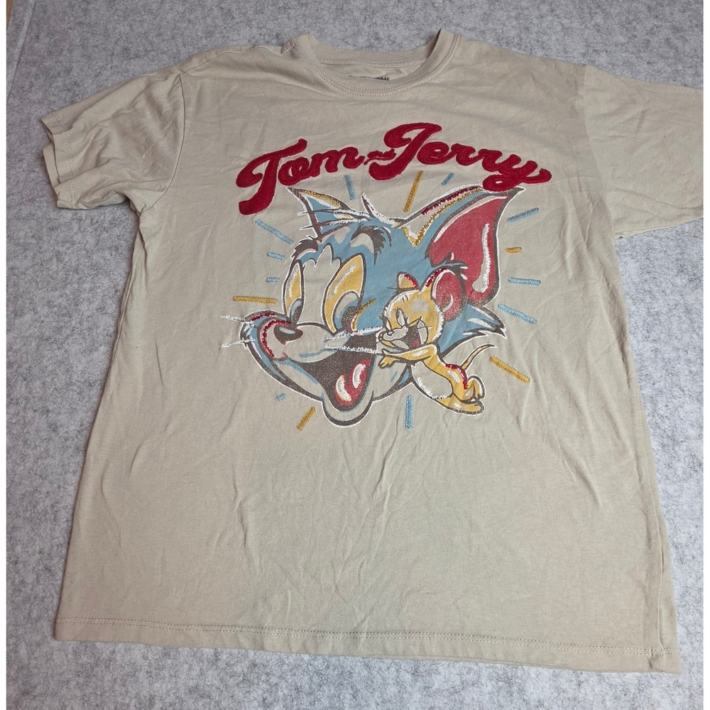 Tom and Jerry Graphic T-Shirt Tan Beige Short Sleeve Crewneck Mens Small